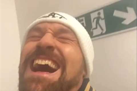 Tyson Fury laughs and mocks Eddie Hearn over claims that he pulled out of Oleksandr Usyk undisputed ..