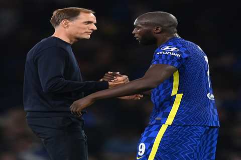 Chelsea must do more to adapt to Lukaku and Tuchel has to ‘take a step towards striker’, says..