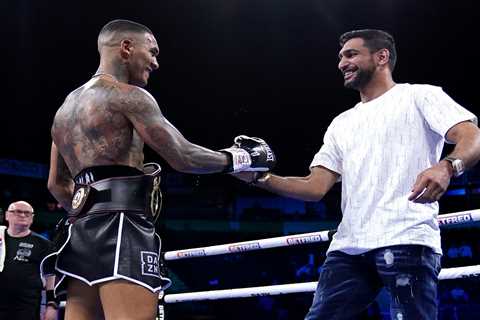 Conor Benn fight against Amir Khan KOd as fans boo Bolton fighter after getting in ring following..