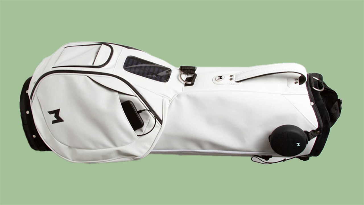 This high-tech golf bag is the golf item you never knew you needed