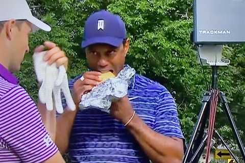 Golf world in disbelief at Tiger Woods’ massive sandwich at PGA Championship as ESPN commentators..