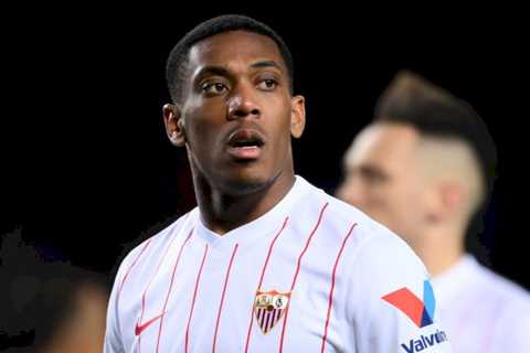 Sevilla make decision on signing Manchester United star Anthony Martial