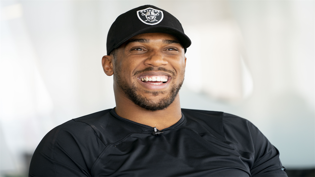 ‘There is other life in universe’ – Anthony Joshua reveals he does believe in aliens – but could just be ‘worm in water’