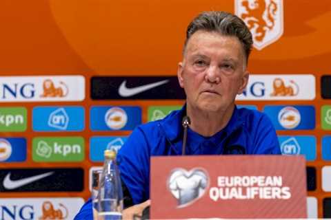 Van Gaal warns Timber against move to Man United – ‘It is not wise’