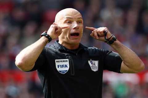 Fans congratulate Man Utd for ‘greatest signing of decade’ with Howard Webb to become Premier..