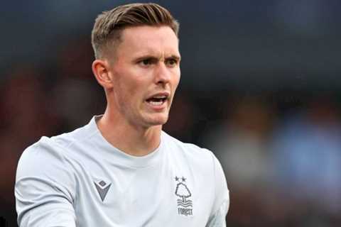 Dean Henderson swipes at Man Utd with star left ‘fuming’ over false promises – ‘Criminal’