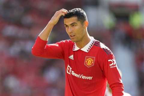 Manchester United squad want club to sell Cristiano Ronaldo, claims Jamie Carragher