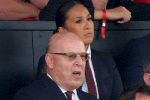 Fans slam ‘parasitic’ Glazers who have taken a staggering £1.1bn out of Man Utd