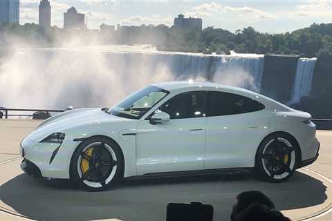 Porsche Taycan Turbo Dealer