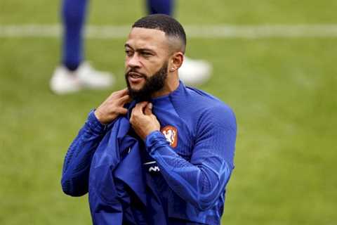 Memphis Depay happy at Barcelona despite limited action after being offered to Chelsea