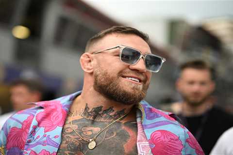 Conor McGregor laughs off Floyd Mayweather’s fight with YouTuber Deji after holding talks over..