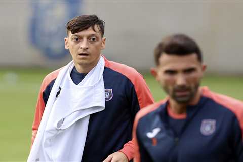 Mesut Ozil’s agent makes dig at former Arsenal team-mate and reveals why he’ll never play for..