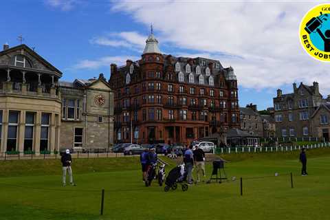 All those dream rounds on the Old Course at St. Andrews? This guy starts them