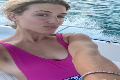 Tennis beauty Eugenie Bouchard poses in swimsuit as she enjoys boat ride on holiday in West Indies