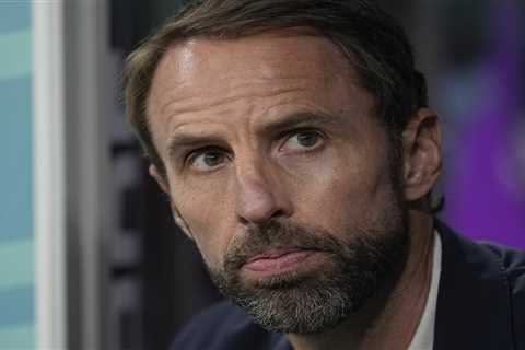 Gary Neville calls on Gareth Southgate to decide England future in DAYS as FA give boss Christmas..