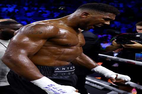 Anthony Joshua told he’s at a career ‘crossroads’ and ‘can’t afford another loss’ if he wants to..