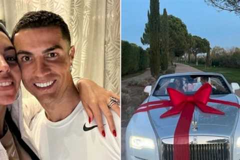 Clubless Cristiano Ronaldo gifted new Rolls Royce for Christmas by Georgina Rodriguez