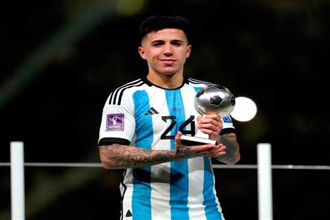 Battle to sign Argentina World Cup winner Enzo Fernandez takes big twists