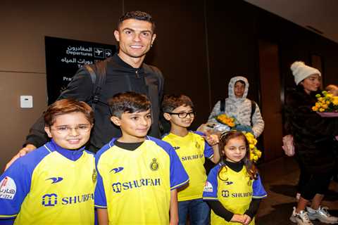 Ronaldo expected to boost Saudi’s 2030 World Cup bid after signing for Al Nassr