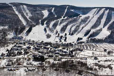 Snowboarding in New York