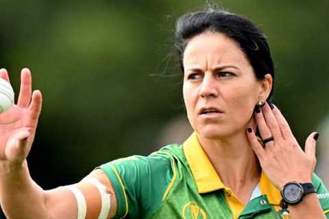 South Africa give Marizanne Kapp leave after wife Dane van Niekerk left out of T20 World Cup squad