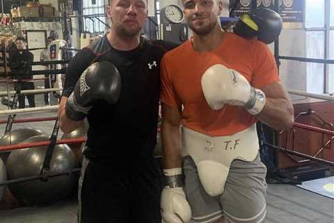 Tommy Fury sparring ‘one of the best bare-knuckle fighters in the UK’ ahead of Jake Paul grudge..