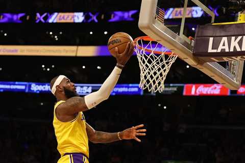 LeBron James Is Still Catching Air At 38 Years Old