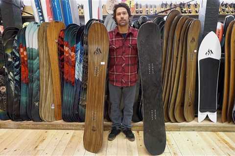 Buying the Stiffest Snowboards That Will Be Good For You in the Mountains