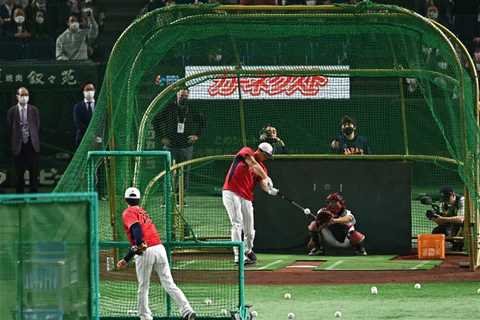 Shohei Ohtani Put On Another BP Spectacle