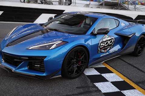 Chevrolet Corvette Z06 Debuts As Pace Car For 2023 Daytona 500