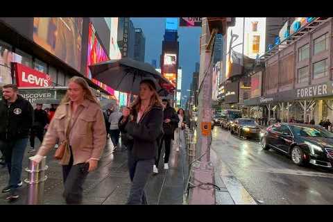 New York City: Live Manhattan Raining  Saturday