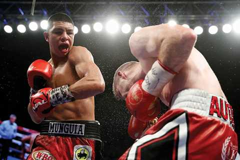 Jaime Munguia returns to action on June 10 against Sergiy Derevyanchenko