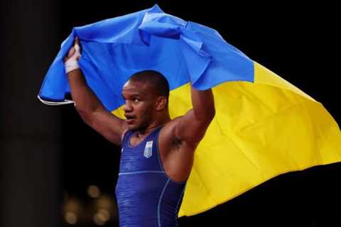 Ukrainian athletes 'should not compete in Olympic qualifiers alongside Russians', says minister