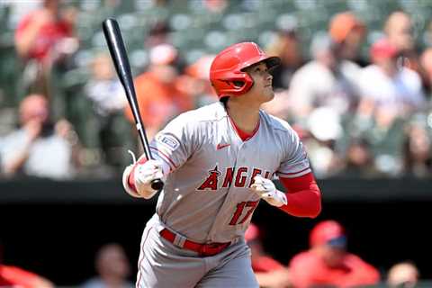 Photo Shows Shohei Ohtani And The Perfect Home Run Celebration