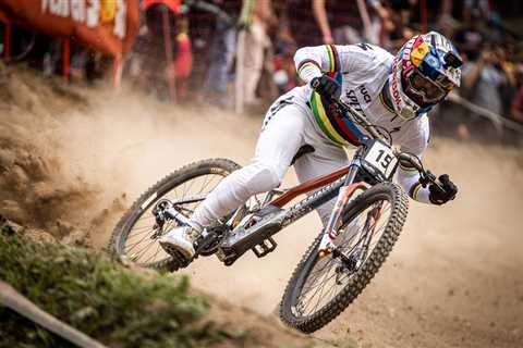 UCI Mountain Bike Downhill World Cup – Elite women and elite men semi-finals LIVE