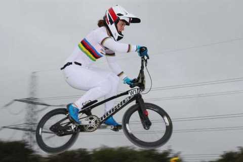 UCI BMX Racing World Cup: Bethany Shriever wins gold in the Netherlands