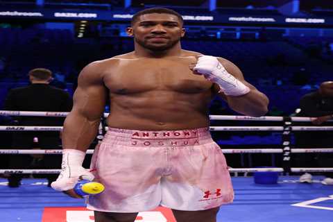 Anthony Joshua and Dillian Whyte in huge breakthrough over fight after agreeing to key contract..