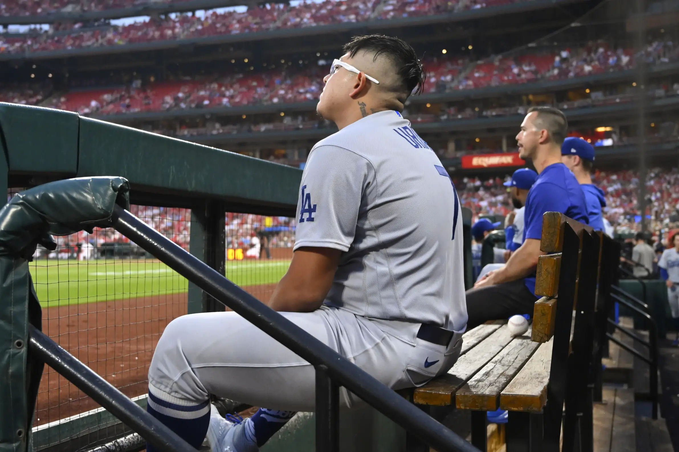 Urias & Gonsolin Having Down Years, Fixing LA’s Pitching Problem, Future Third Baseman | Blue..