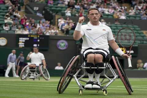 Who is tennis star Alfie Hewett?