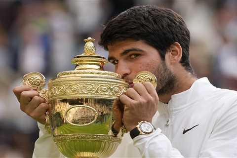 Fans are only just realising why there is a pineapple on top of the Wimbledon trophy