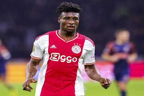 Arsenal ‘planning transfer raid on Ajax again for £40m star but must offload players with SEVEN..