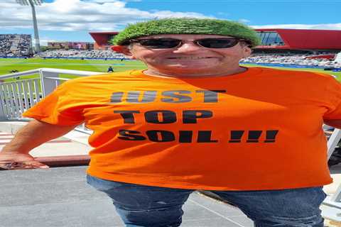 Ashes fans ordered to remove ‘Just Top Soil’ T-shirts at Old Trafford