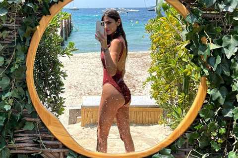 Max Verstappen’s stunning girlfriend Kelly Piquet shows off peachy bum in swimsuit as fans say F1..