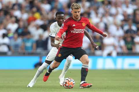 Mason Mount Injured and Set to Miss Next Few Matches for Manchester United