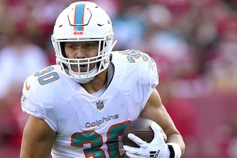 Miami Dolphins News 9/1/23: Dolphins extend Alec Ingold