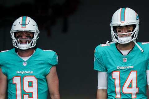 Dolphins name Mike White backup quarterback behind Tua Tagovailoa