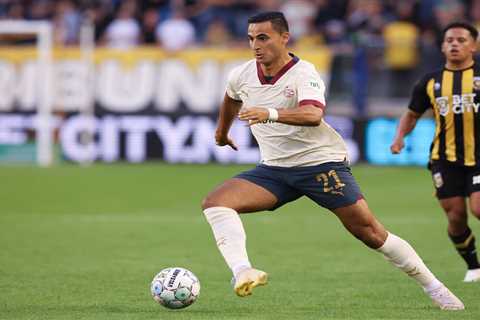 Manchester United Eyeing Move for Free Agent Anwar El Ghazi