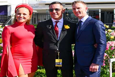 Frankie Dettori Opens Up About Wearing Sunglasses at Melbourne Cup