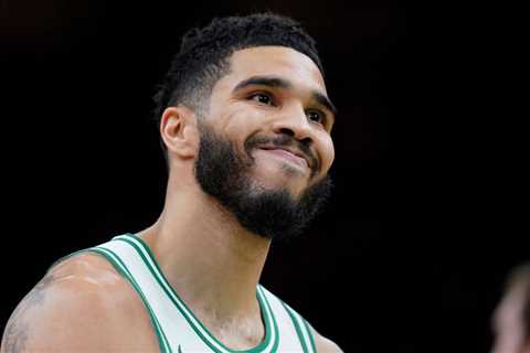 Celtics’ Jayson Tatum ejected for arguing foul call vs. Sixers