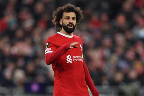 Former Liverpool star sends Saudi transfer warning to Mohamed Salah